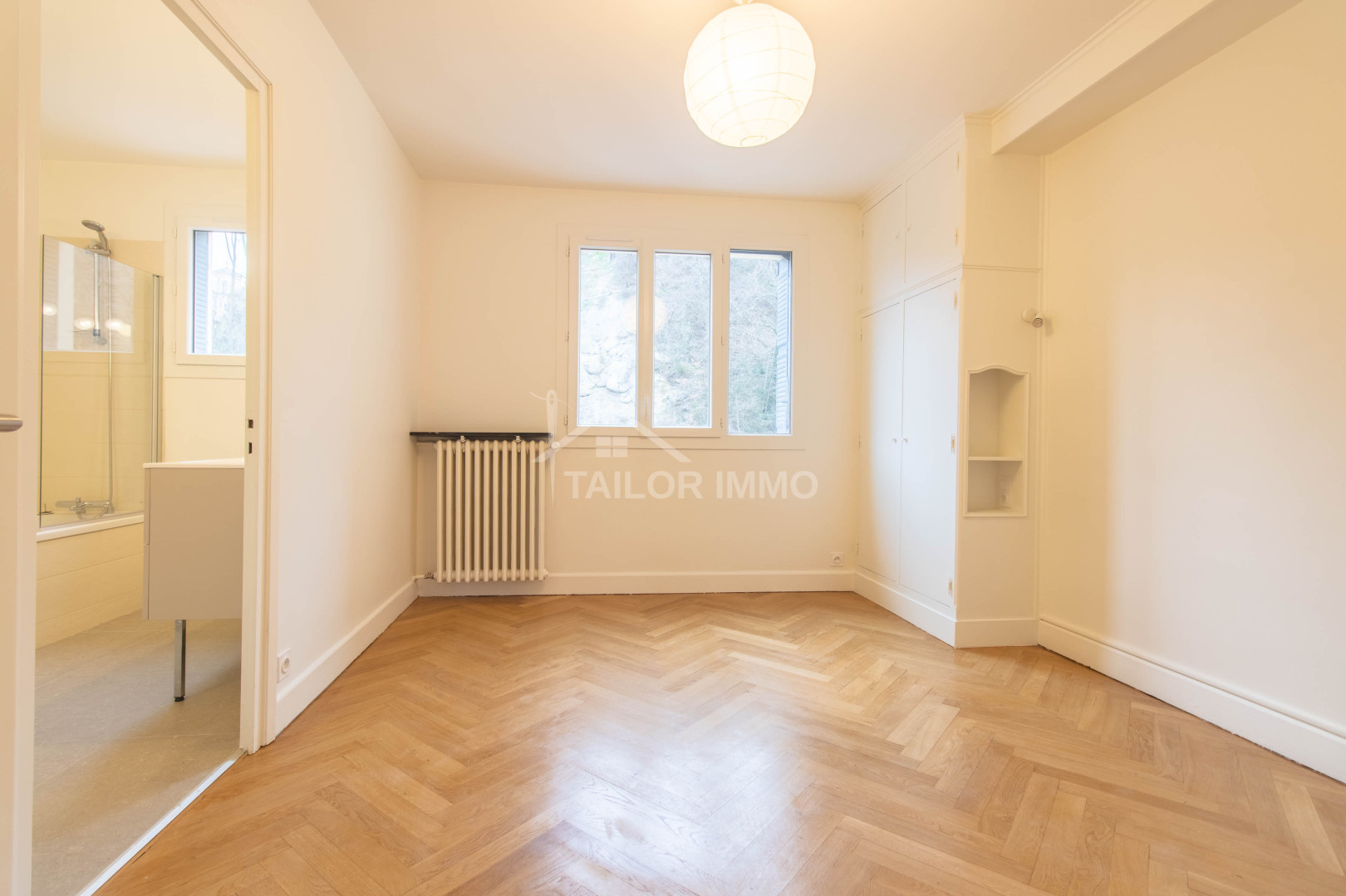 
                                                Location
                                                 T3 non meublé balcon  et garage