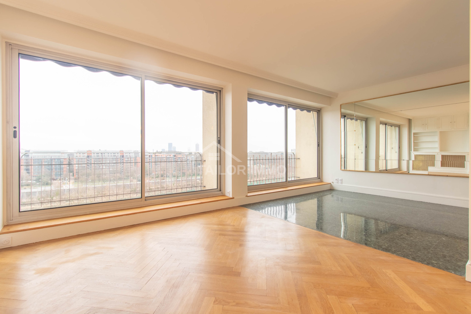 
                                                Location
                                                 T3 non meublé balcon  et garage