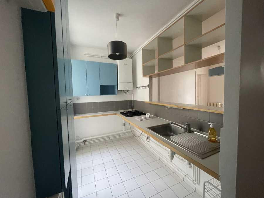 
                                                Location
                                                 T3 Paris 4 Saint-Sébastien - Froissart