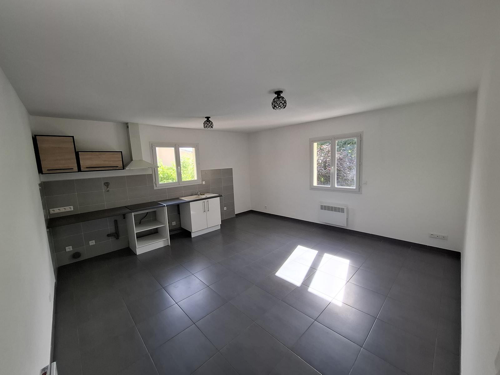 
                                                Location
                                                 T3 PESSAC MAGONTY