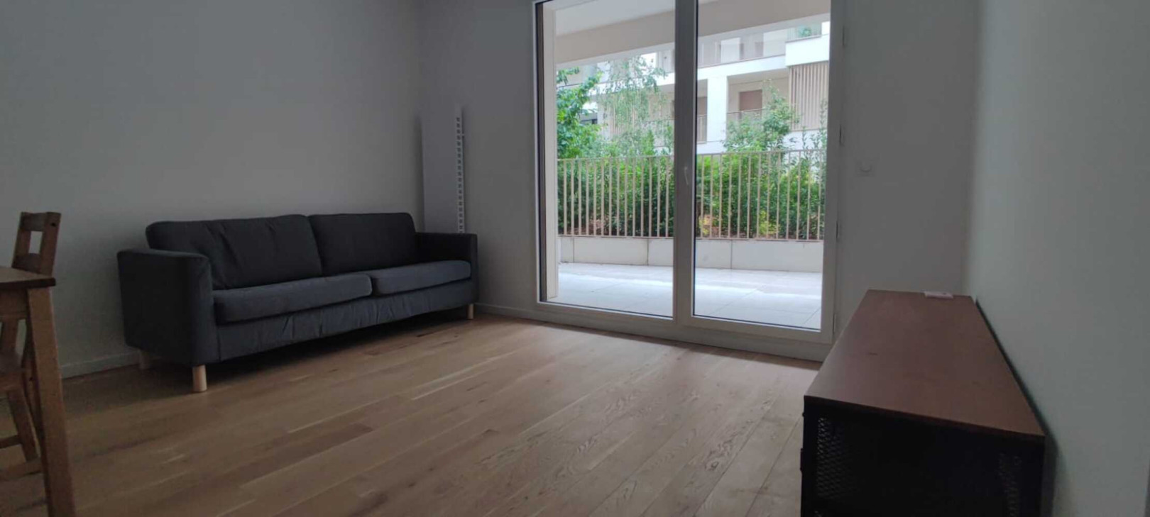 
                                                Location
                                                 T3 récent avec grande terrasse - CLICHY