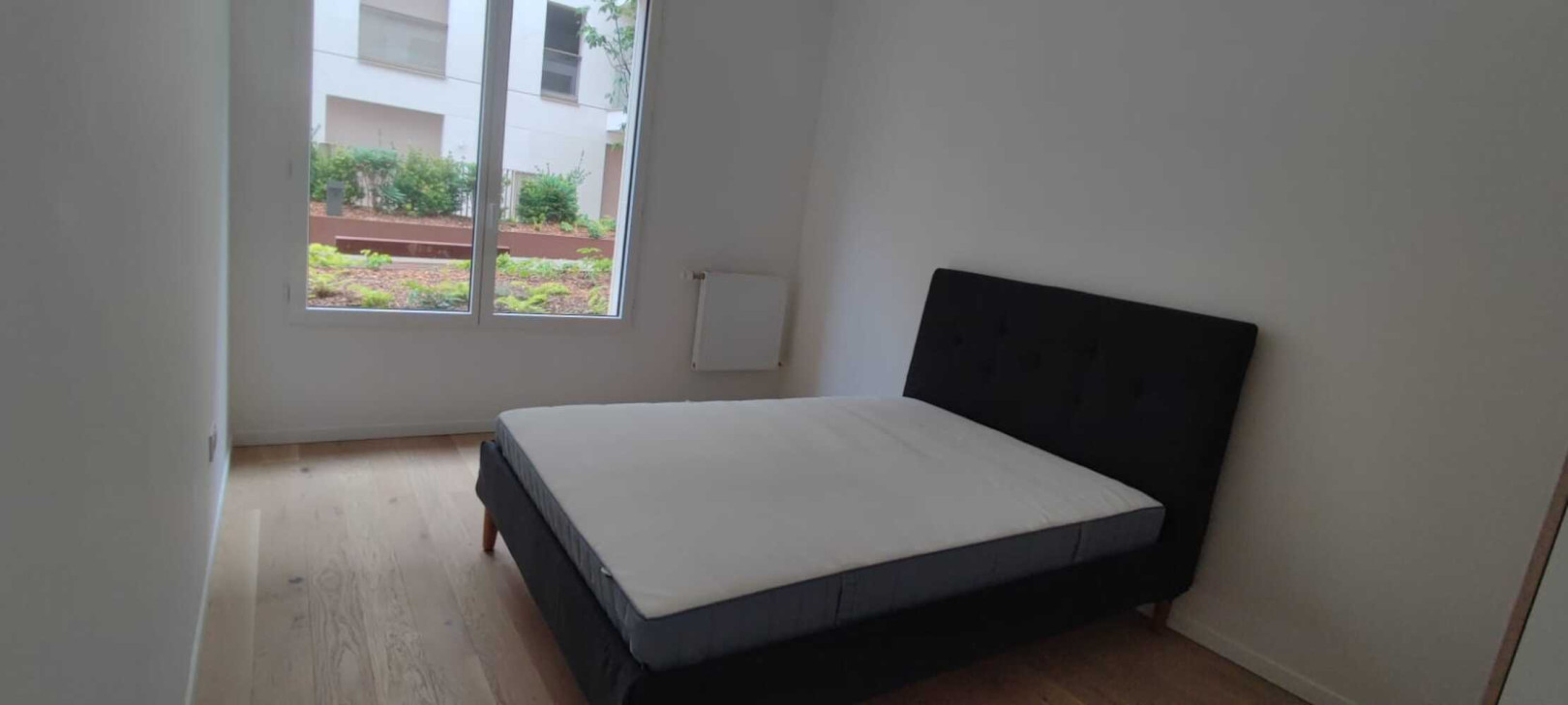 
                                                Location
                                                 T3 récent avec grande terrasse - CLICHY
