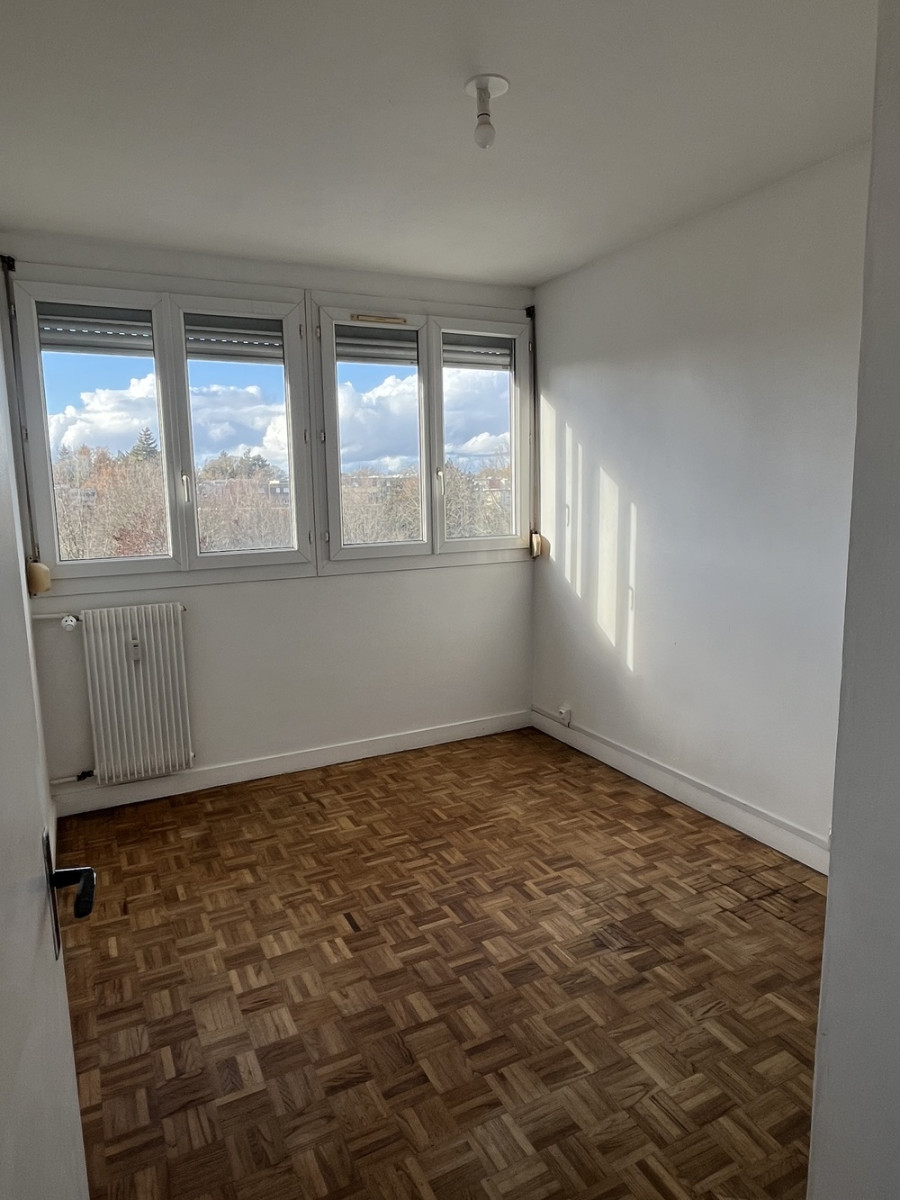 
                                                Vente
                                                 T3 RENNES BREQUIGNY / EXCLUSIVITÉ