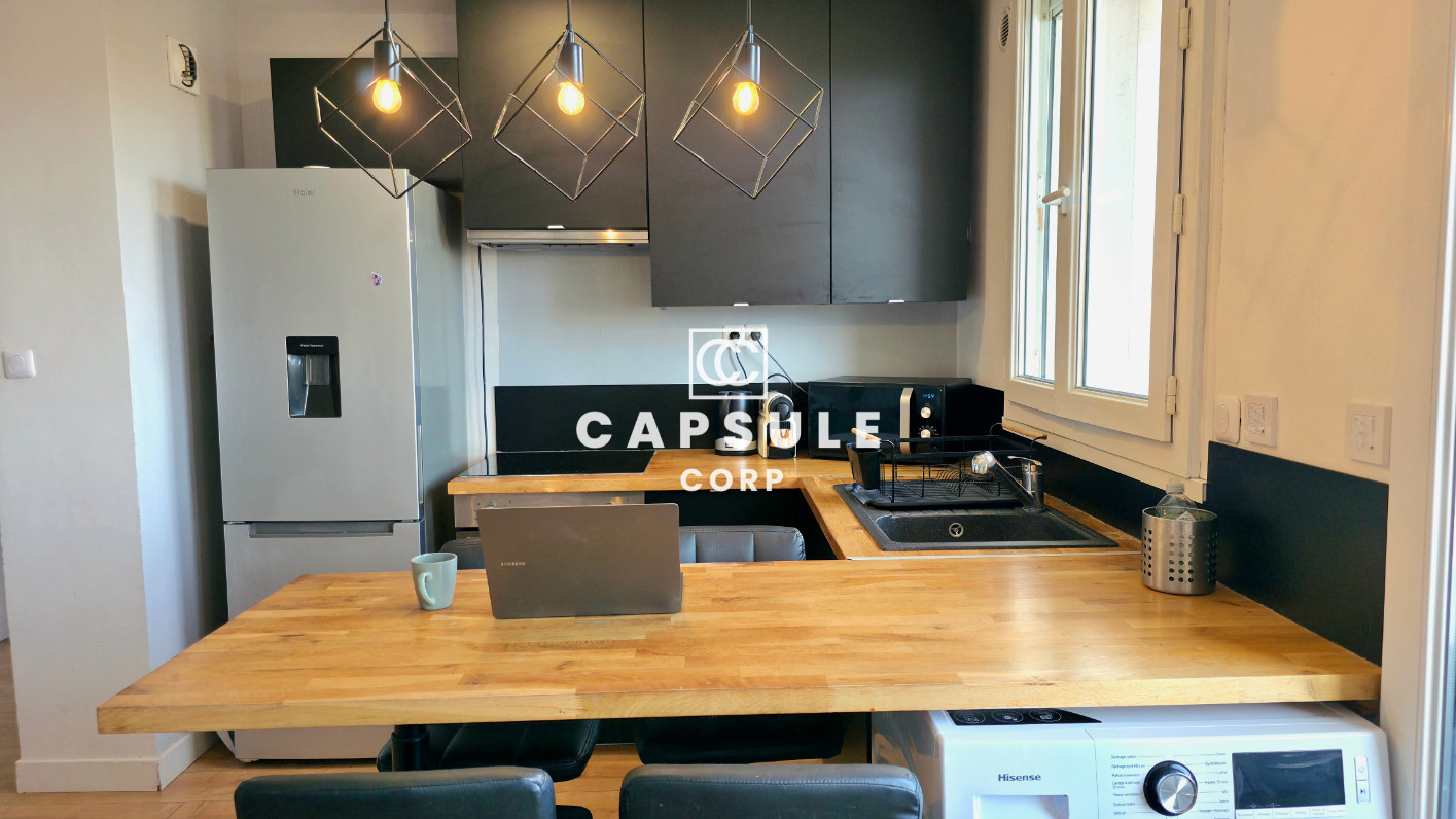 
                                                Vente
                                                 T3 rénové, 6e étage, vue montagnes