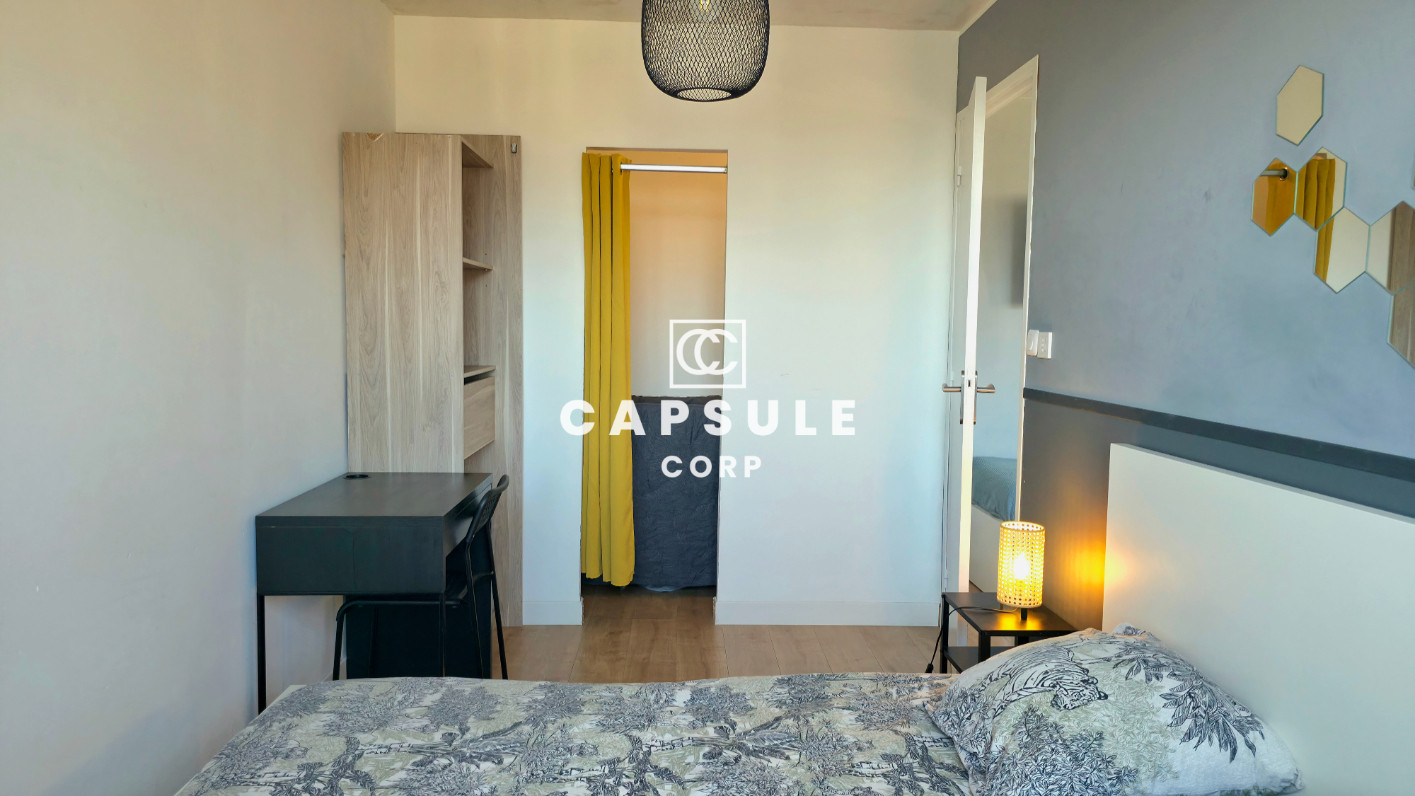 
                                                Vente
                                                 T3 rénové, 6e étage, vue montagnes