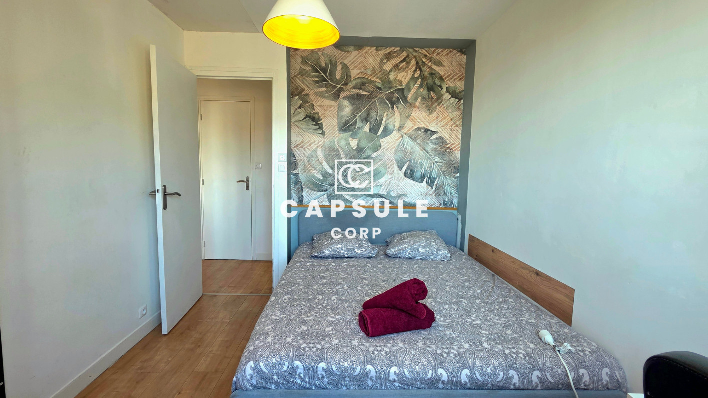 
                                                Vente
                                                 T3 rénové, 6e étage, vue montagnes