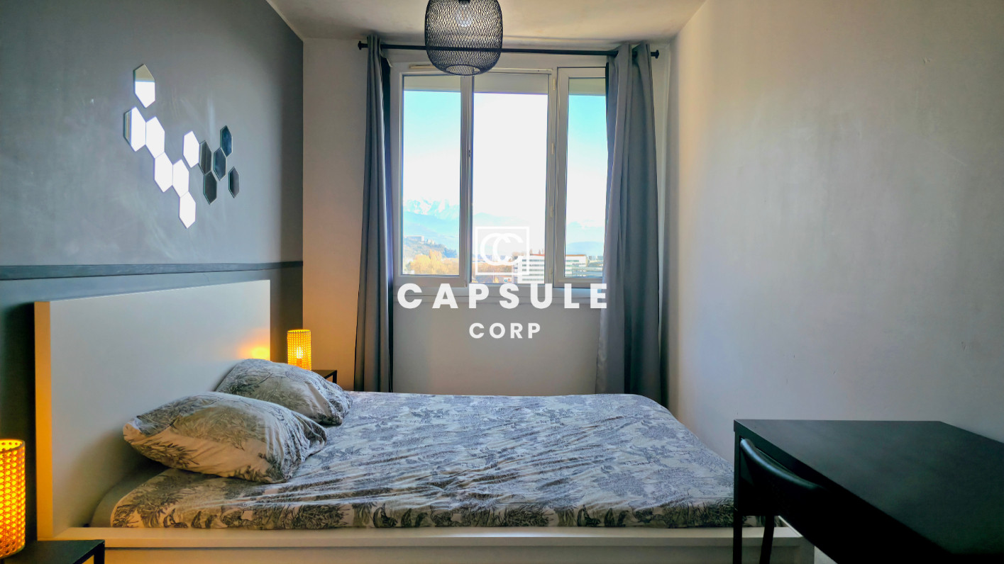 
                                                Vente
                                                 T3 rénové, 6e étage, vue montagnes