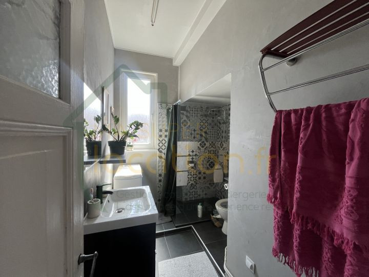 
                                                Location
                                                 T3 STYLE HAUSSMANNIEN AVEC GOUT EN HYPER-CENTRE DE SAINT-QUENTIN
