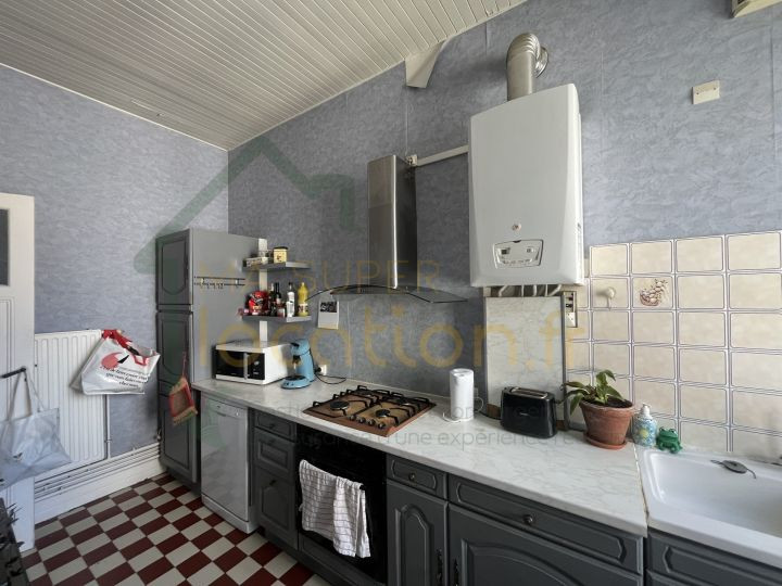 
                                                Location
                                                 T3 STYLE HAUSSMANNIEN MEUBLÉ AVEC GOUT EN HYPER-CENTRE DE SAINT-QUENTIN