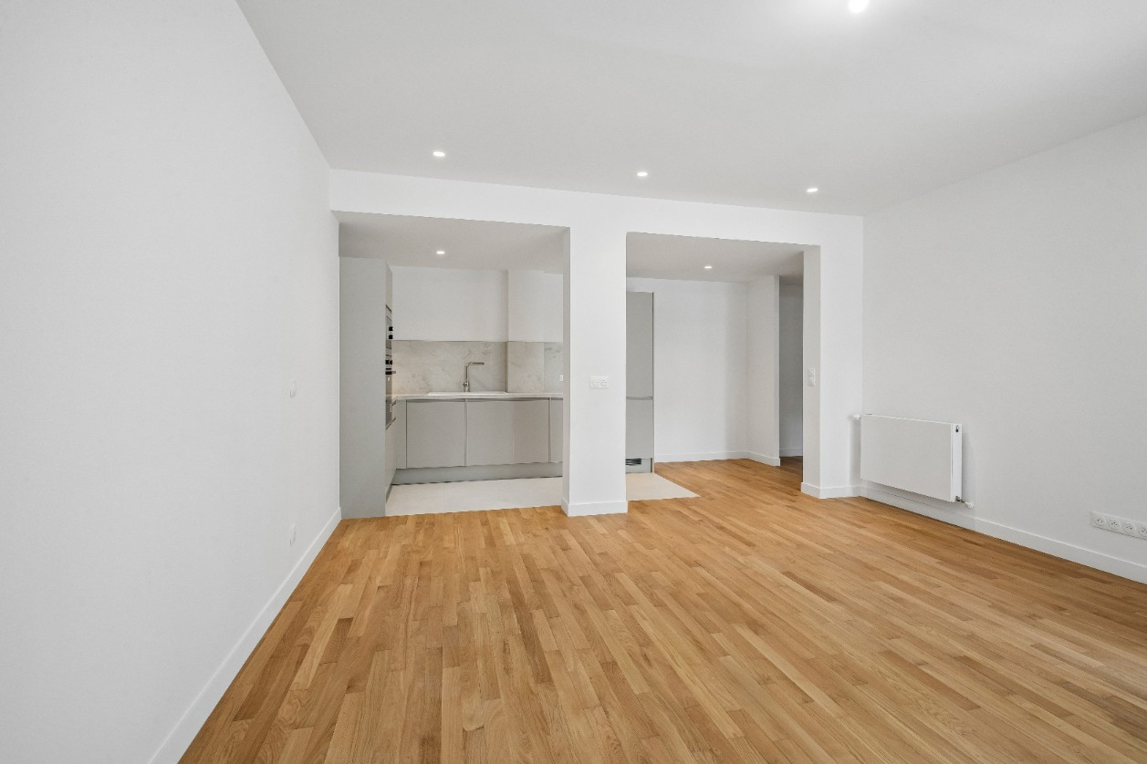 
                                                Vente
                                                 T3 Terrasse - Quartier Champs-Elysées - Paris 8ème