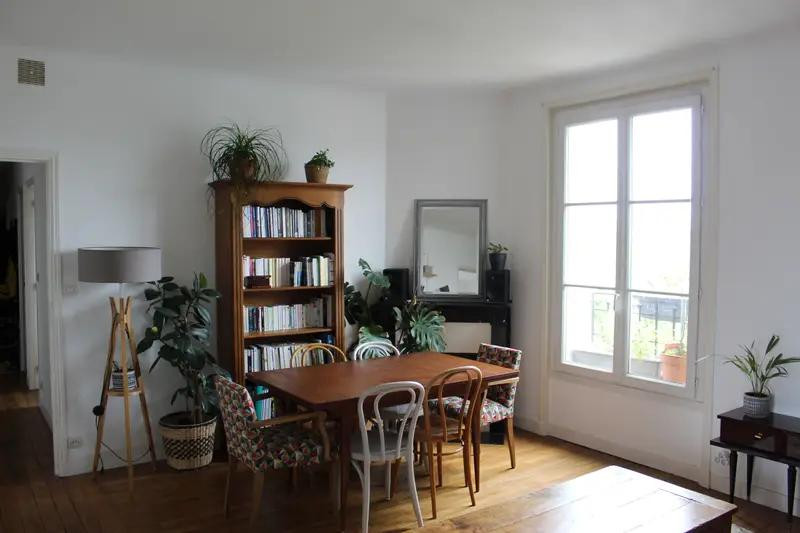 
                                                Location
                                                 T3 traversant au bord de l'Erdre