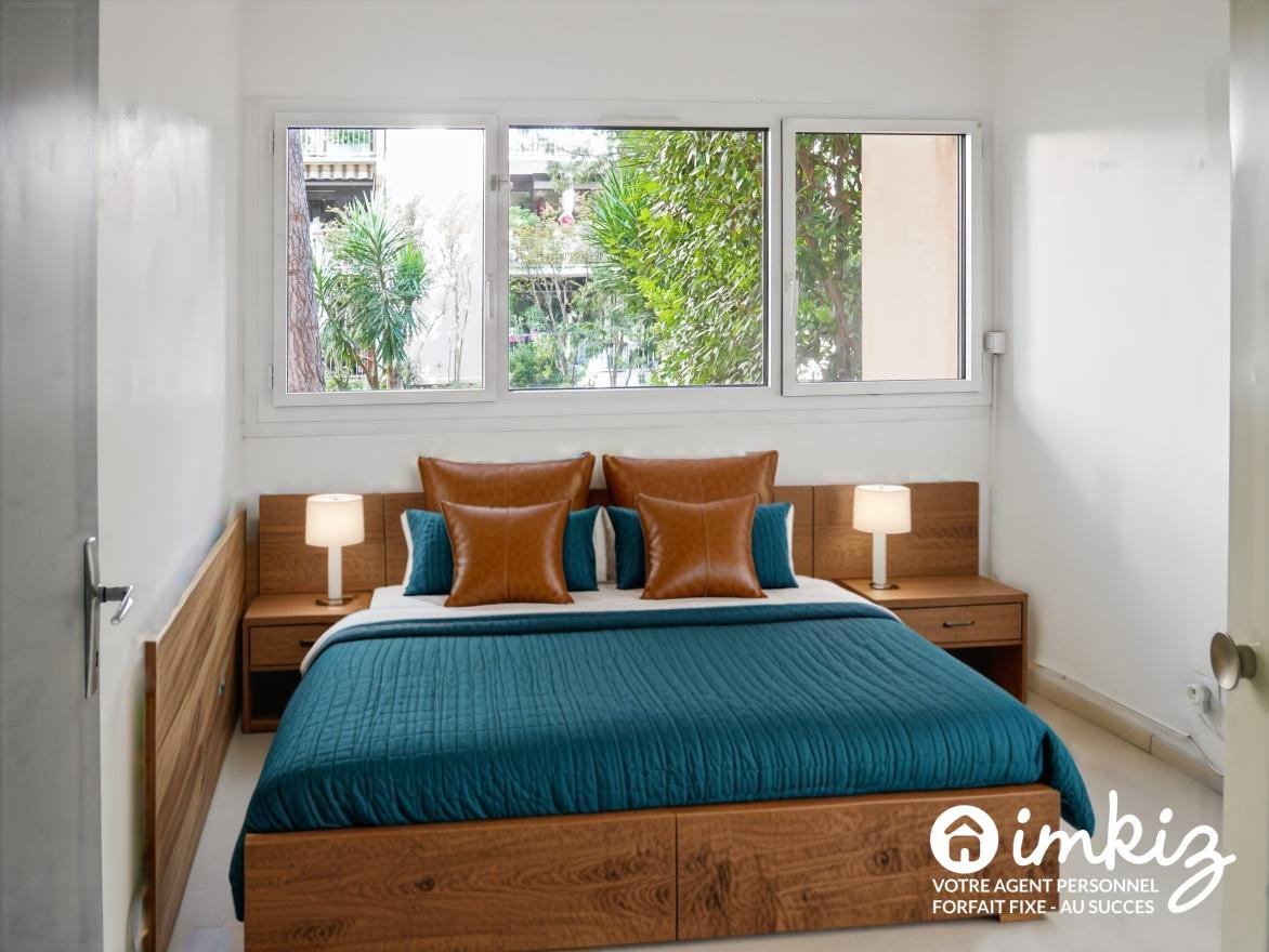 
                                                Vente
                                                 T3 très calme lumineux garage  et parking