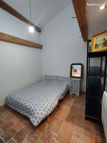 
                                                Location
                                                 T4 ; 69 m2, renové, isolé, meublé, idéal coloc