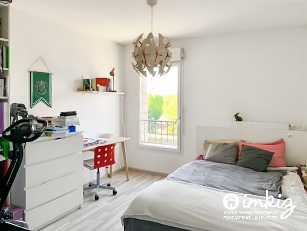 
                                                Vente
                                                 T4 avecTerrasse Panoramique aux Portes de Mouvaux