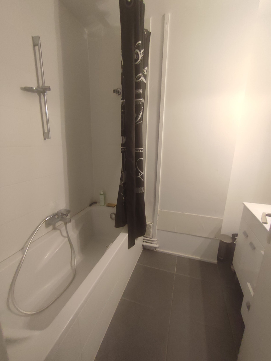 
                                                Colocation
                                                 T4 colocation meublé Cenon