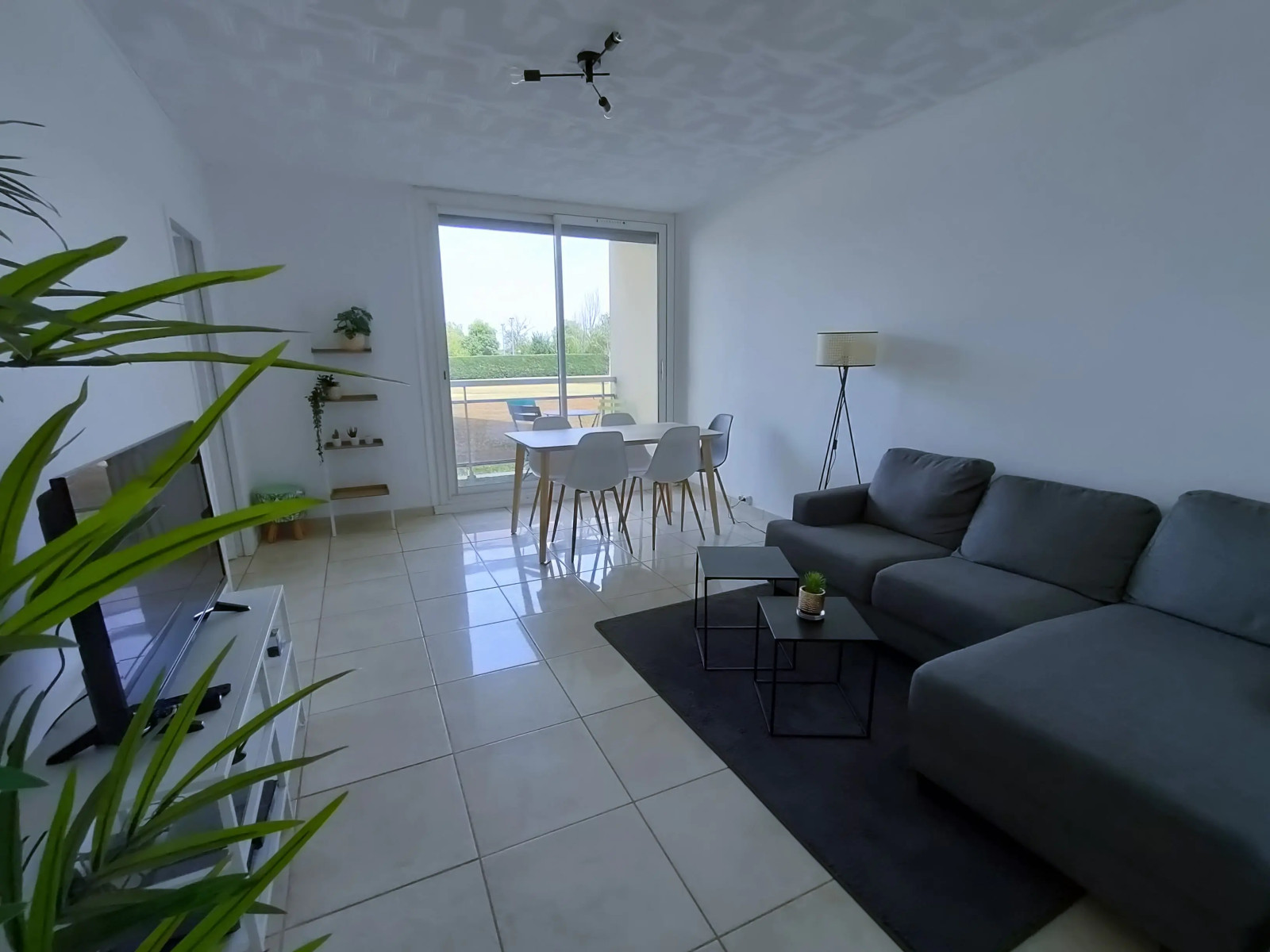 
                                                Colocation
                                                 T4 colocation meublé Gradignan avec BALCON