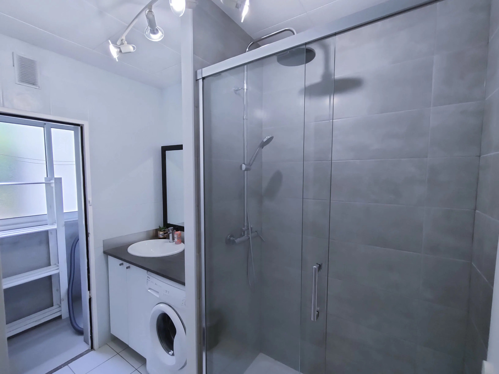 
                                                Colocation
                                                 T4 colocation meublé Gradignan avec BALCON