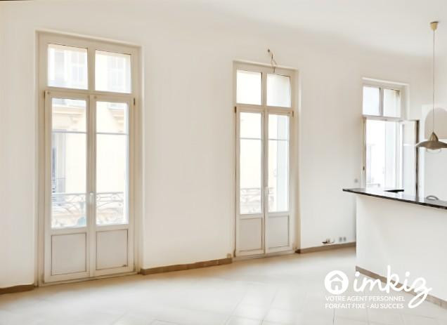 
                                                Vente
                                                 T4 de 80 m² entièrement rénové