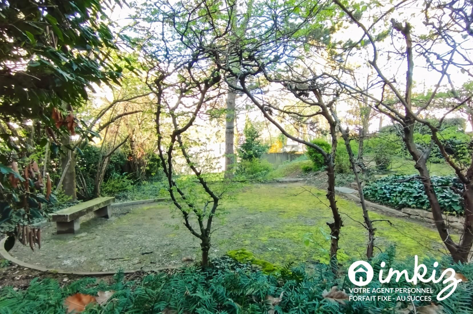 
                                                Vente
                                                 T4 de 80m² avec balcon et garage