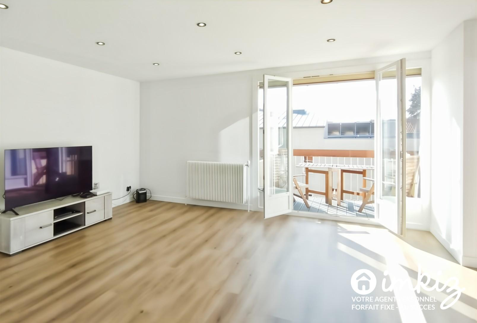 
                                                Vente
                                                 T4 de 91m² avec balcon et possibilité de garage