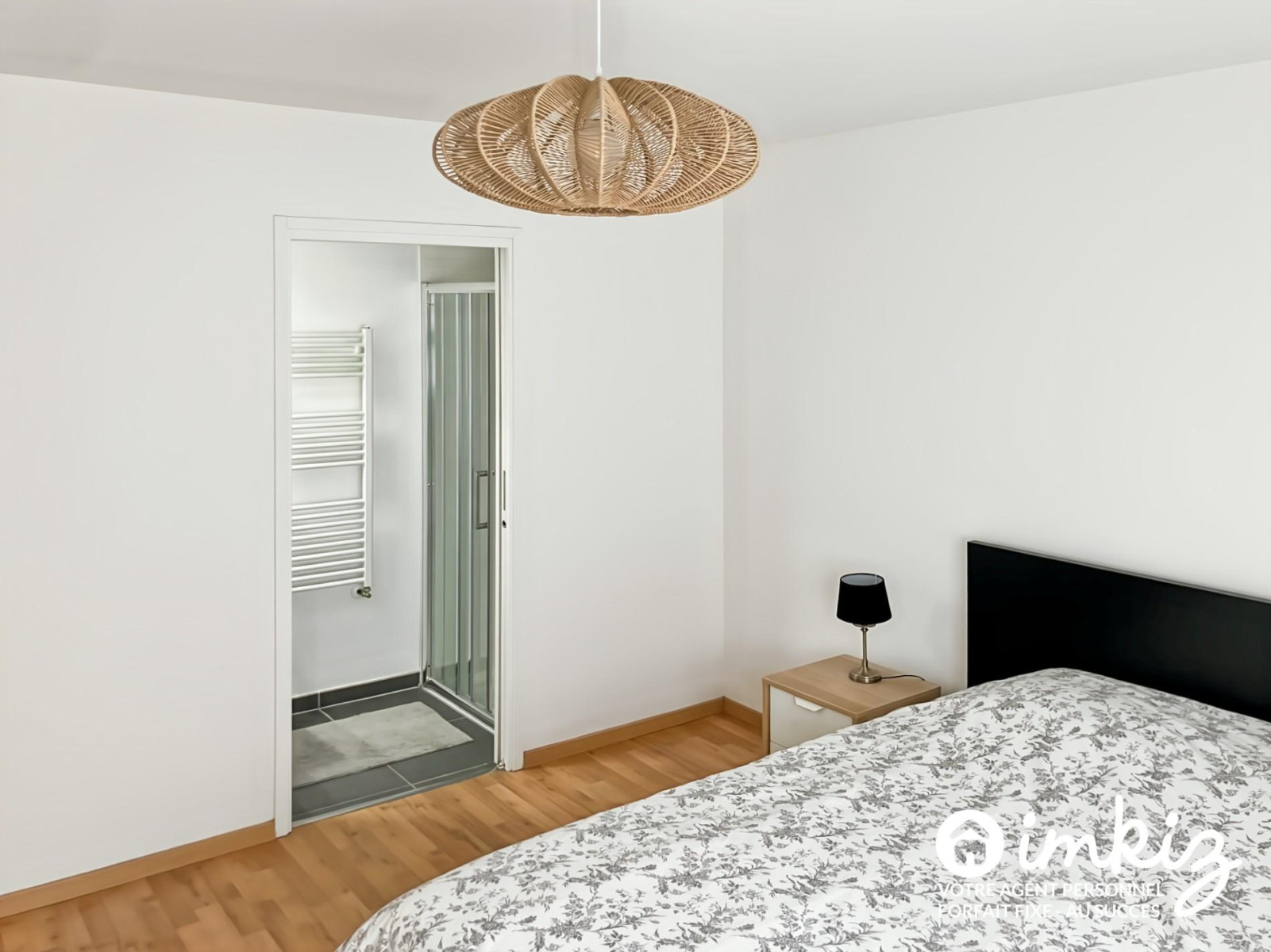 
                                                Vente
                                                 T4 en rez-de-jardin avec jardin et terrasse