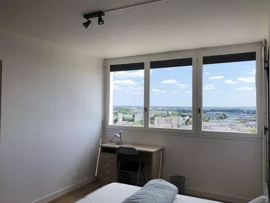 
                                                Location de vacances
                                                 T4 - Meublé
