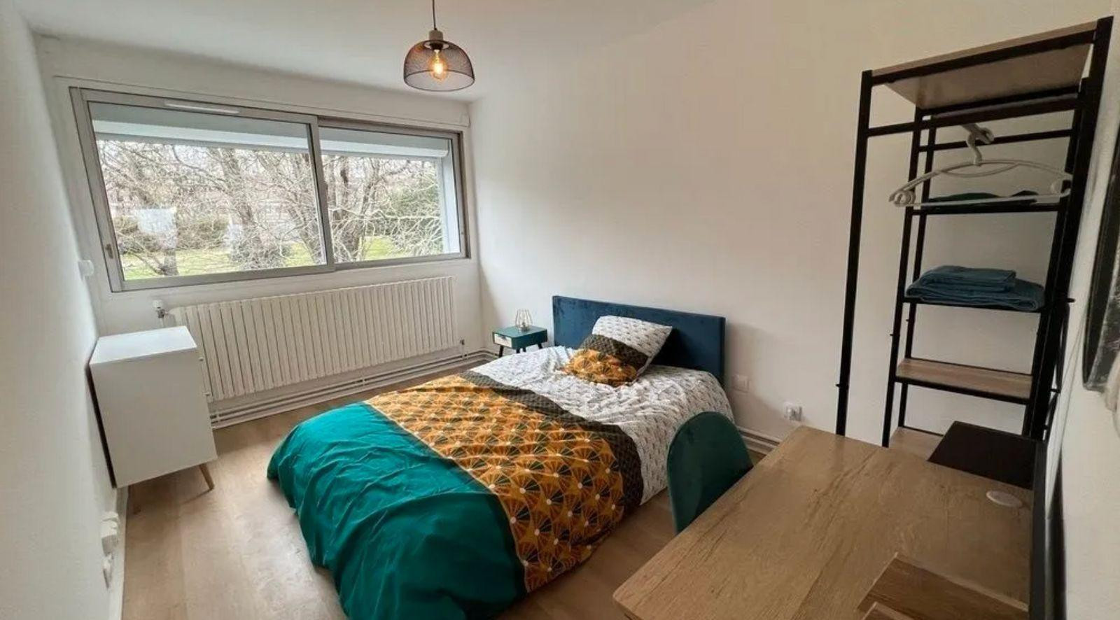 
                                                Location
                                                 T4 meublé 80m² Purpan/Ancely