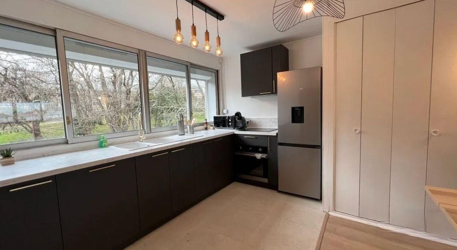 
                                                Location
                                                 T4 meublé 80m² Purpan/Ancely