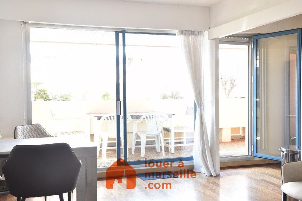 
                                                Location
                                                 T4 meublé avec terrasse, vue mer, les plages