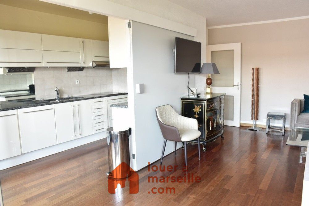 
                                                Location
                                                 T4 meublé avec terrasse, vue mer, les plages