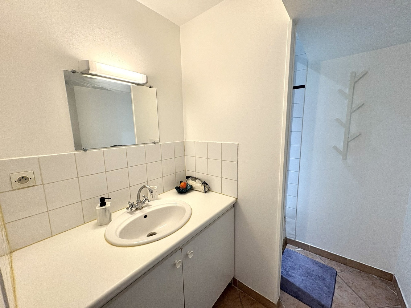 
                                                Location
                                                 T4 meublé de 78 m²