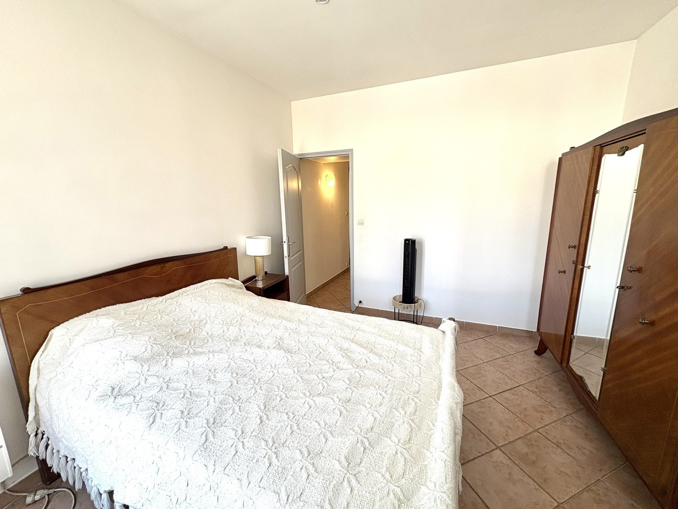 
                                                Location
                                                 T4 meublé de 78 m²