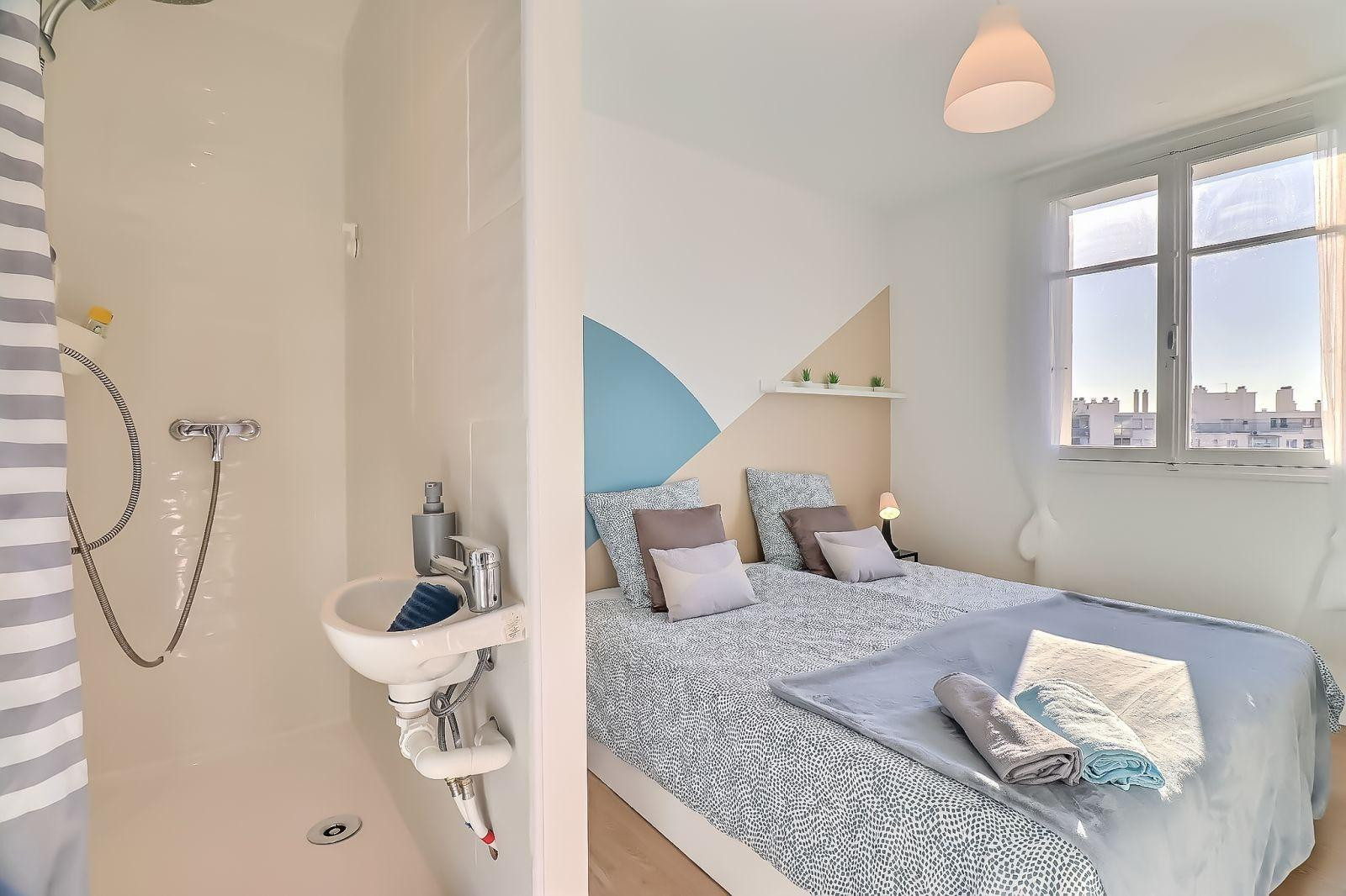 
                                                Location
                                                 🏡 T4 Meublé et équipé à Nîmes Centre ✨🏡