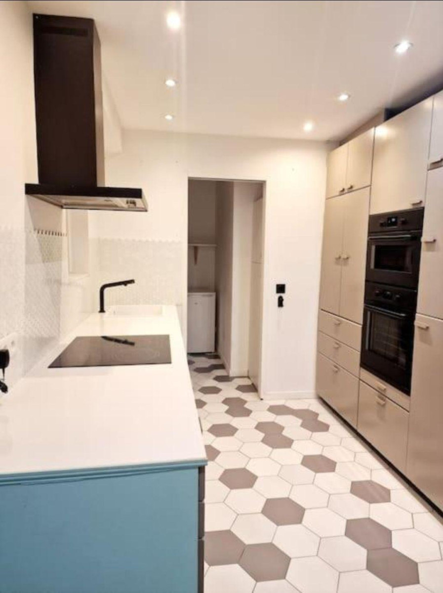 
                                                Location
                                                 T4 meublé parking – proche Levallois & Paris 17e