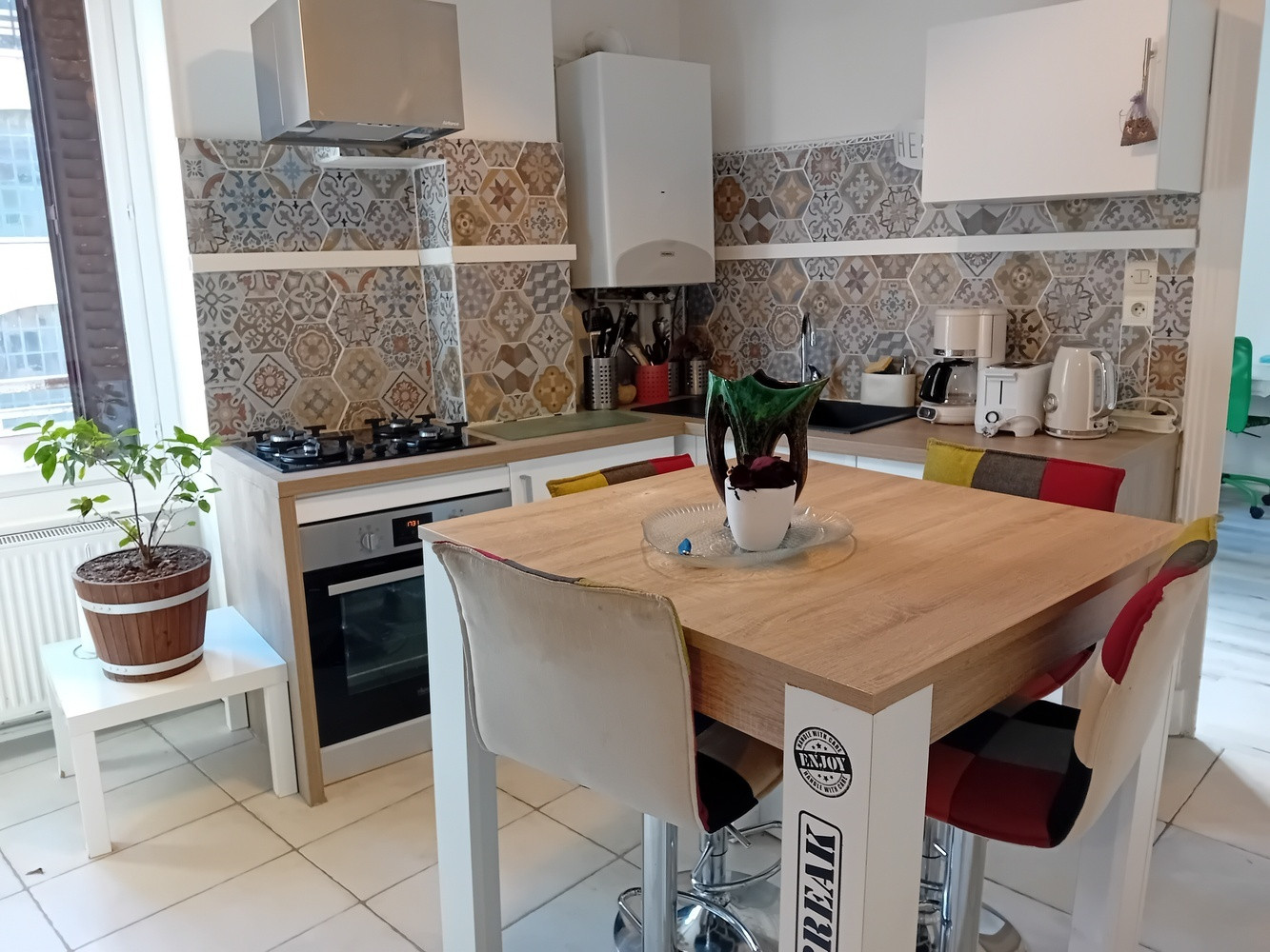 
                                                Location
                                                 T4 meublé rénové – 73 m² - Vienne centre