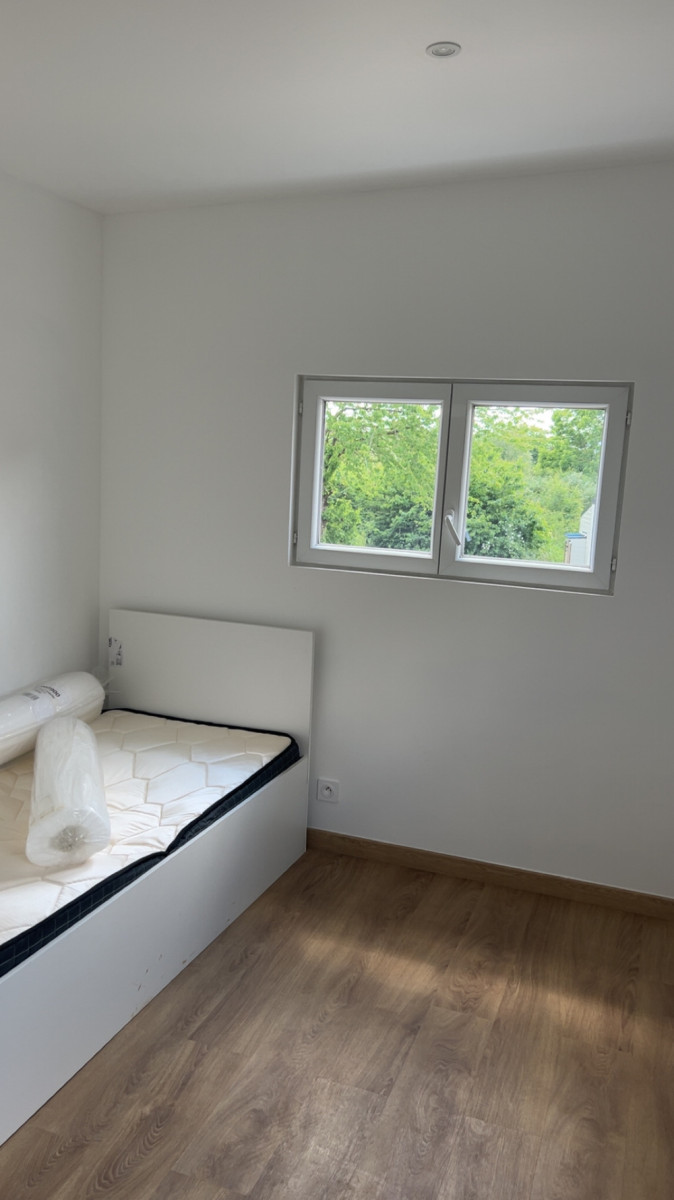 
                                                Colocation
                                                 T4 MEUBLÉE EN COLOCATION – ÉVRY-COURCOURONNES