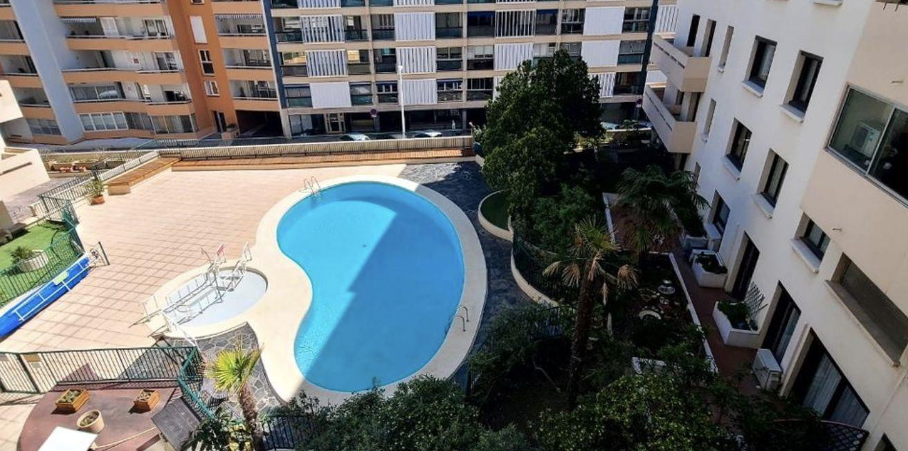 
                                                Location
                                                 T4 Perpignan
