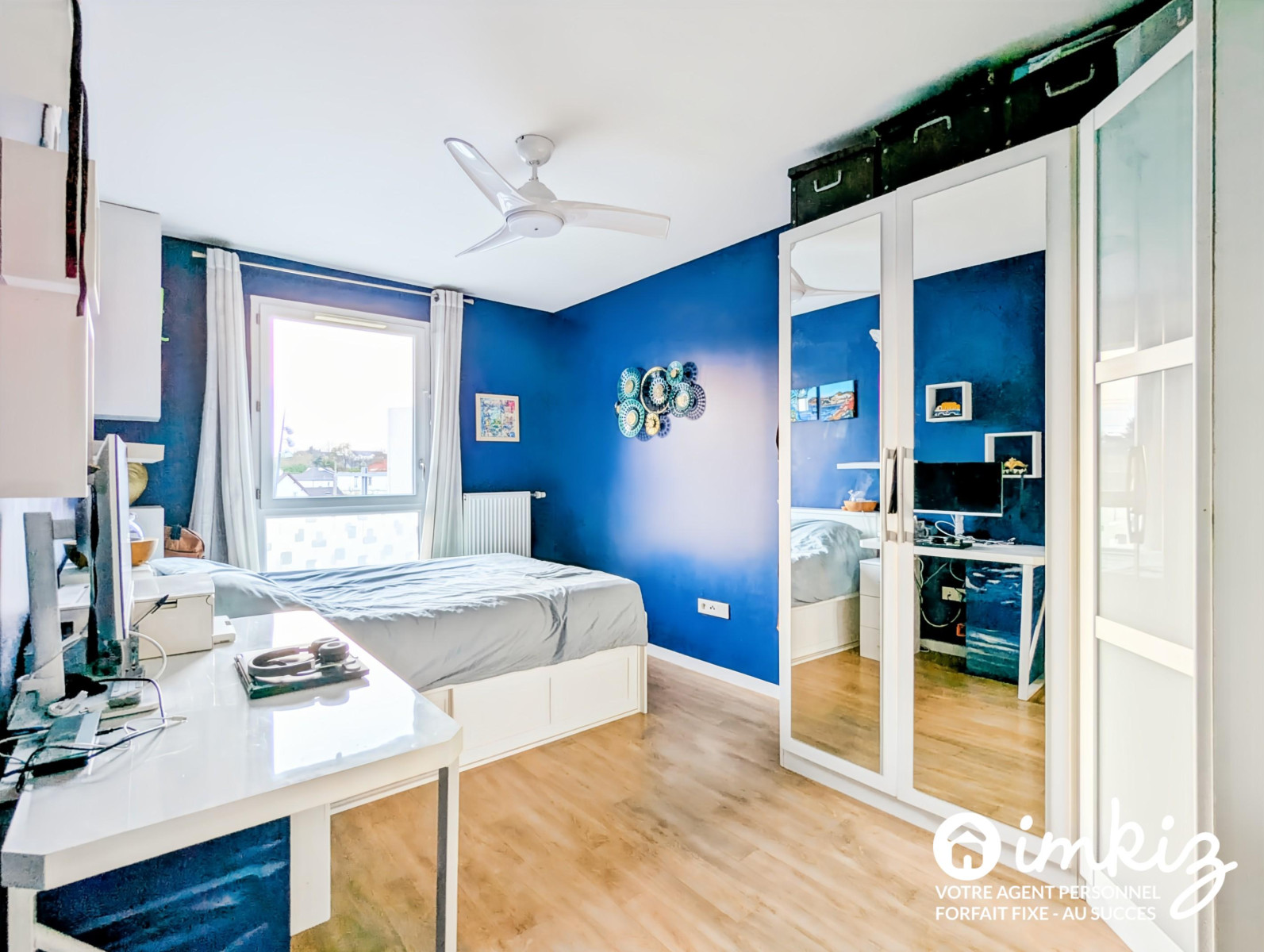 
                                                Vente
                                                 T4 pièces esprit maison avec terrasse 60m²