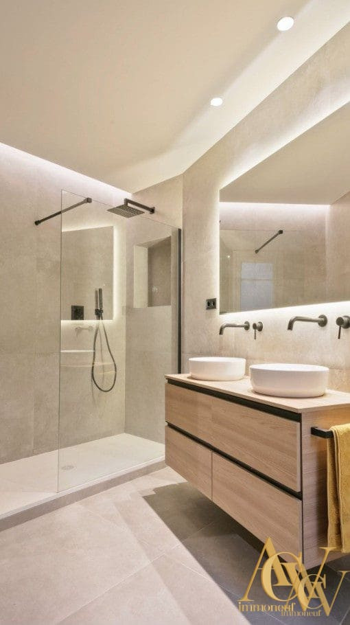 
                                                Vente
                                                 T4 RDJ Hyères-les-Palmiers – Plein centre ville