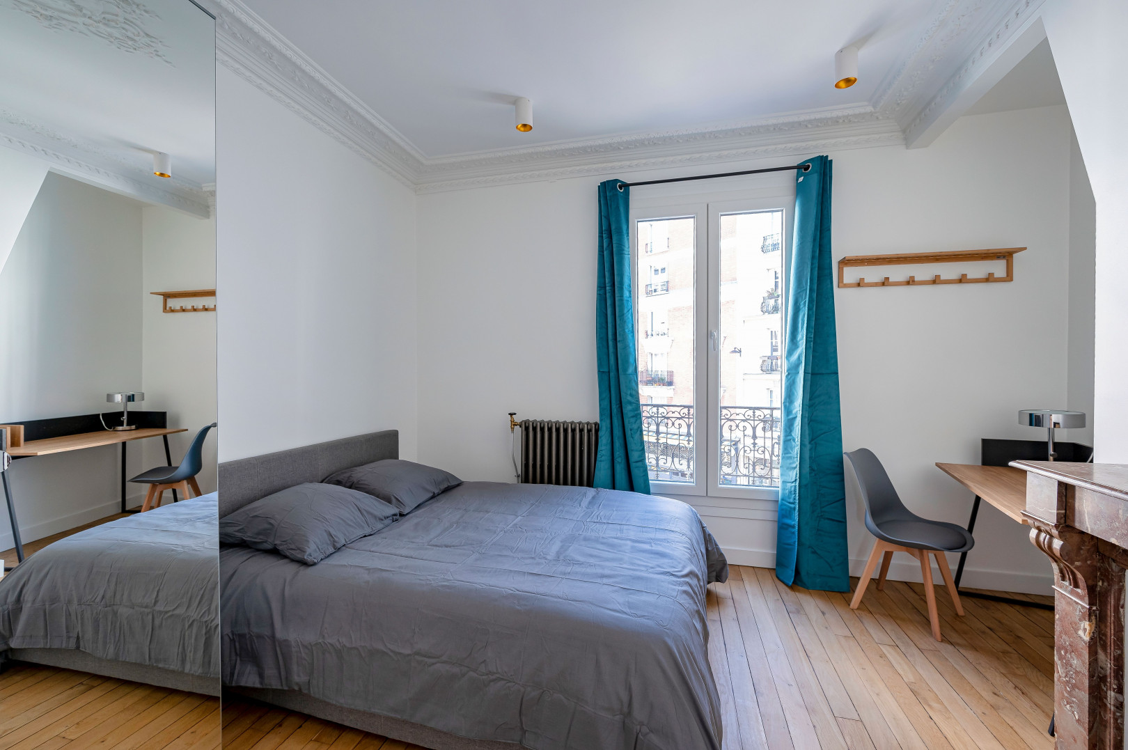 
                                                Location
                                                 T4 refait à neuf Moderne & Cosy (loyer tout inclus)