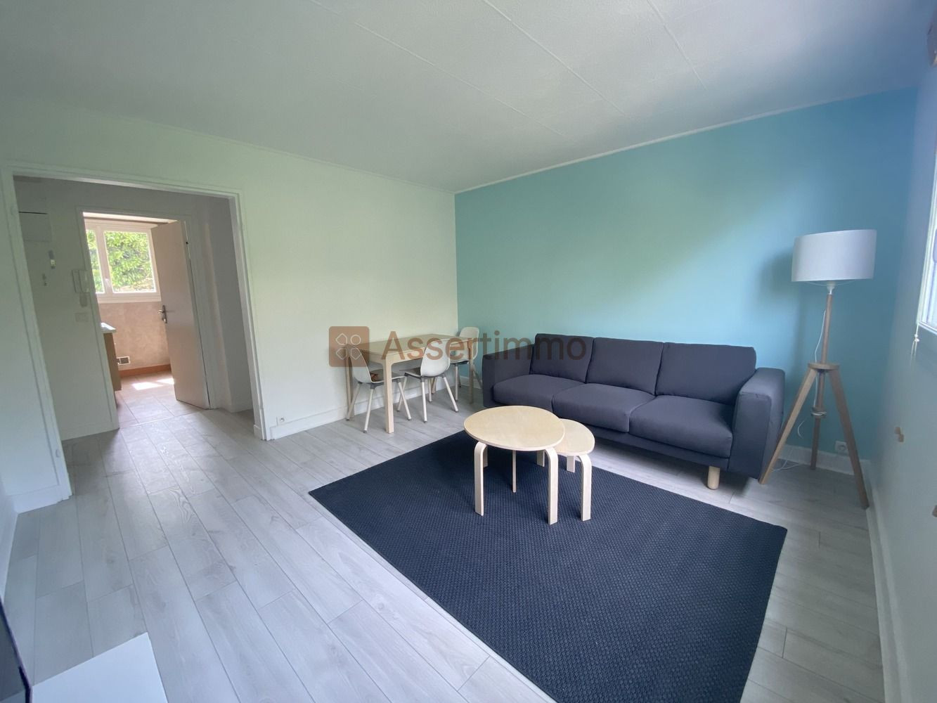 
                                                Location
                                                 T4 rénové 3 chambres meublées - Vitry Centre