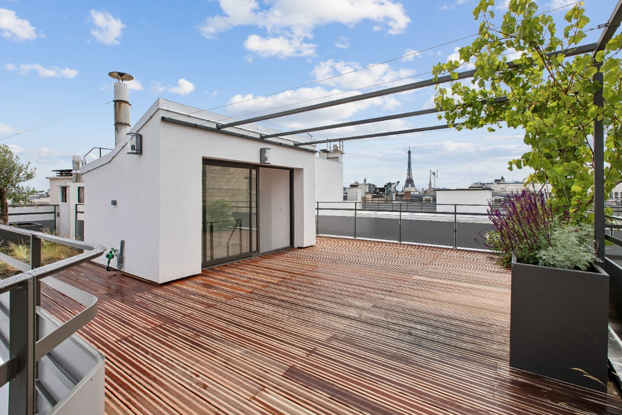 
                                                Vente
                                                 T4 ROOFTOP DUPLEX Quartier Champs-Elysées Paris 8