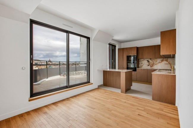 
                                                Vente
                                                 T4 ROOFTOP DUPLEX Quartier Champs-Elysées Paris 8