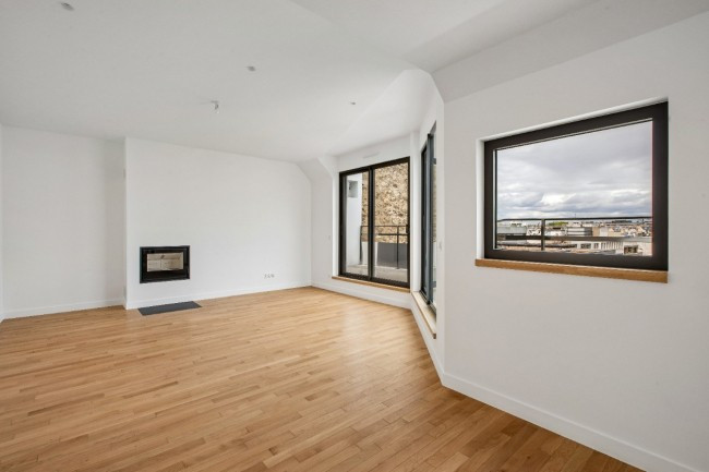
                                                Vente
                                                 T4 ROOFTOP DUPLEX Quartier Champs-Elysées Paris 8