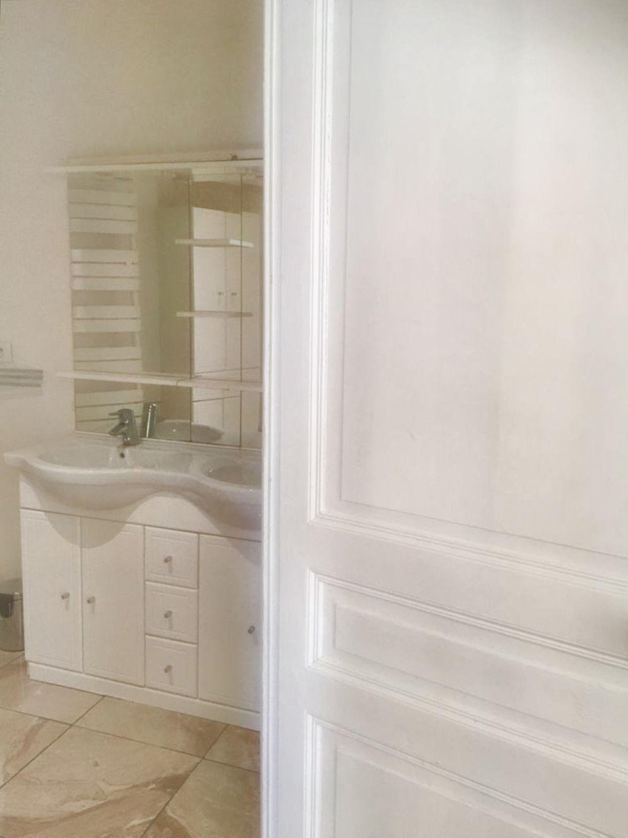 
                                                Location
                                                 T4 rue de la république - Orléans - coloc possible