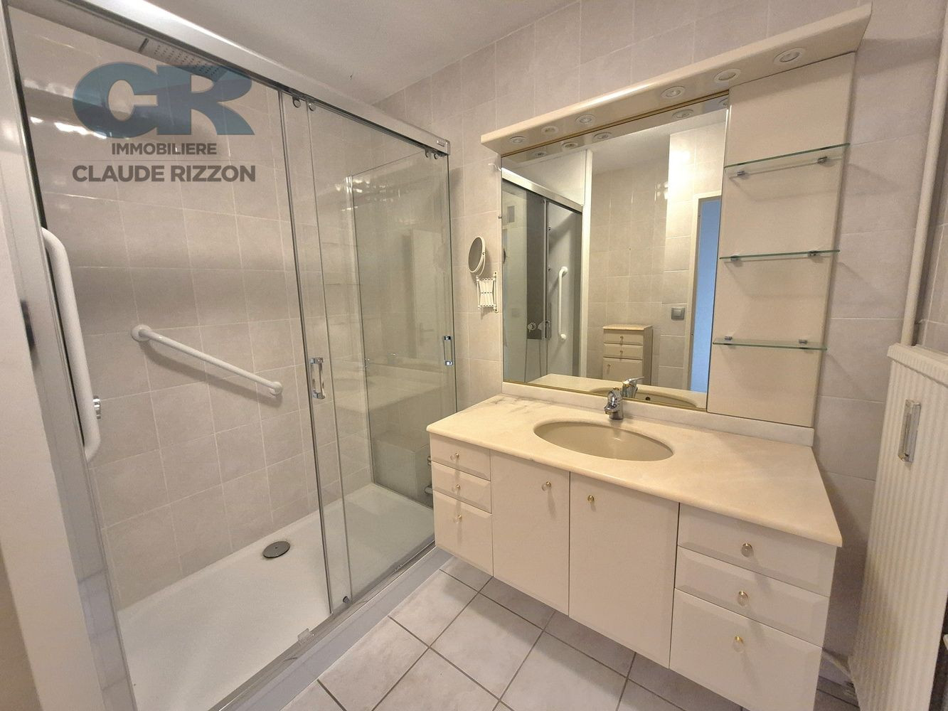 
                                                Vente
                                                 T4 SCY CHAZELLES