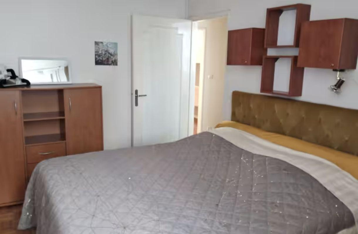 
                                                Location
                                                 T4 spacieux et agréable près de LycéeInternational