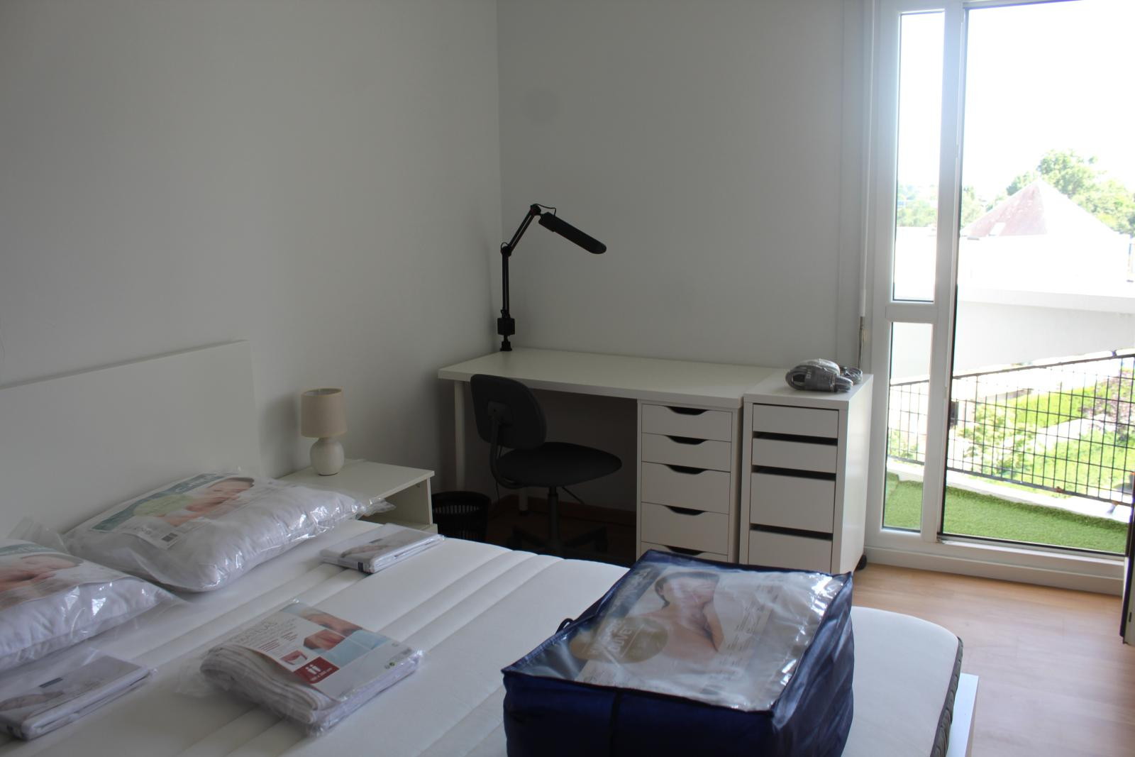 
                                                Colocation
                                                 T5  91 m2 en coloc - 1 chambre disponible -Pessac