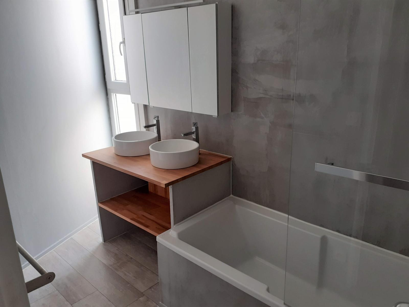 
                                                Colocation
                                                 T5  91 m2 en coloc - 1 chambre disponible -Pessac