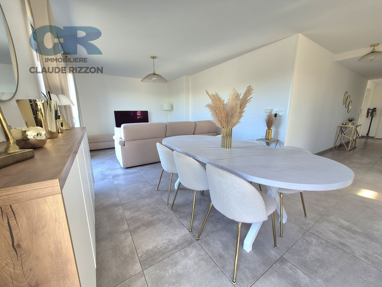 
                                                Vente
                                                 T5 ATTIQUE YUTZ